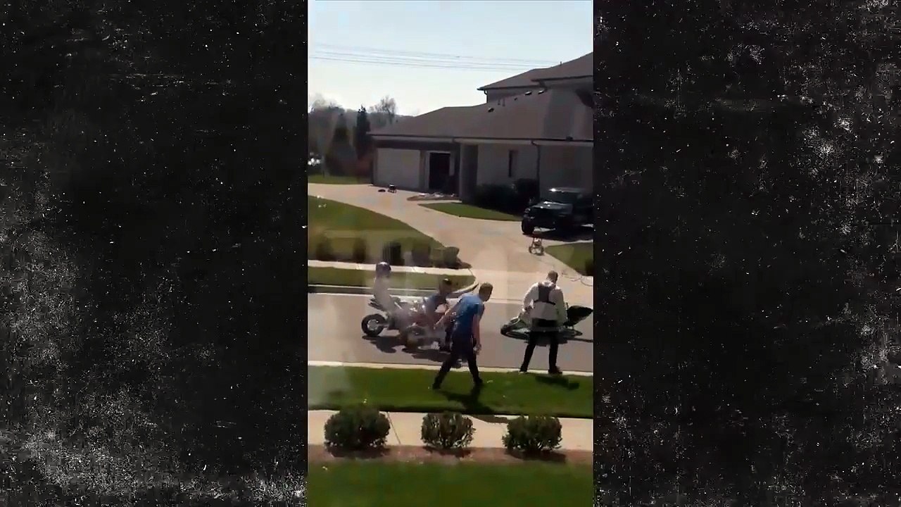 Alan Ritchson Beating Up Neighbor In The Street