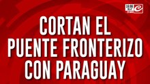 Cortan el puente fronterizo con Paraguay: 24 gendarmes y 22 aduaneros involucrados en coimas