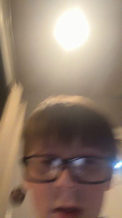 Hi