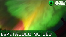 Auroras surpreendentes são observadas no norte e sul da Terra