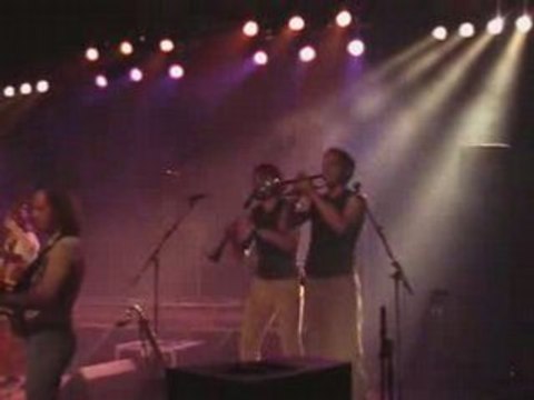 BEAUBOURG : Vento de l'amore à ORMES