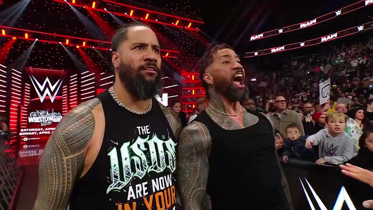 Roman Reigns absolutely SNAPPED on CM Punk! 😳🔥