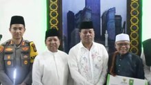 BRK Syariah Salurkan Bantuan untuk Masjid Ar-Raudhah dalam Safari Ramadan Pemprov Riau