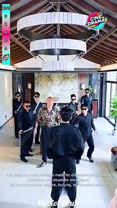 The Female CEO's Secret Bodyguard Turns Out to Be the Hidden Dragon King, Defeating 100 Martial World Masters to Protect His Family