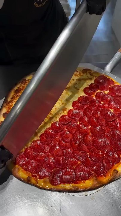 What side are you choosing 🤤