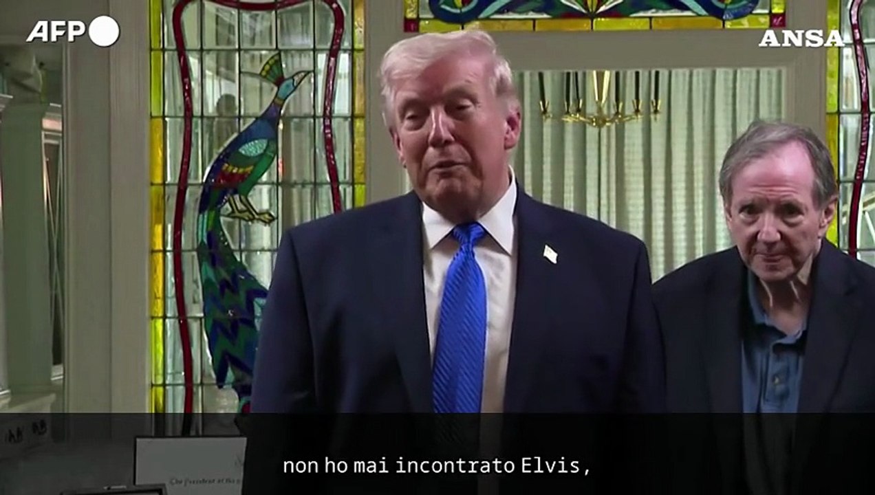 Trump nella tenuta di Elvis Presley: "Lo adoro, non l'ho mai incontrato"