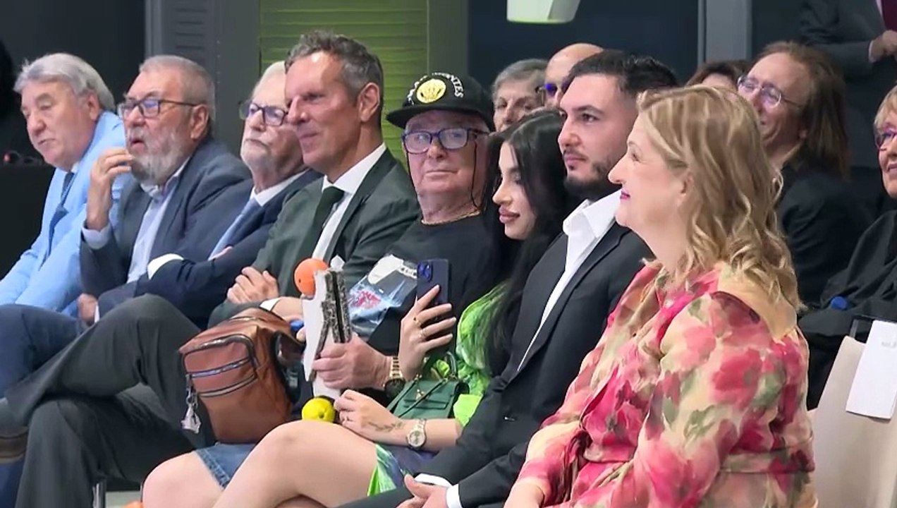 Omar Montes anuncia que deja la música... ¡Y su madre y su abuelo no dan crédito!