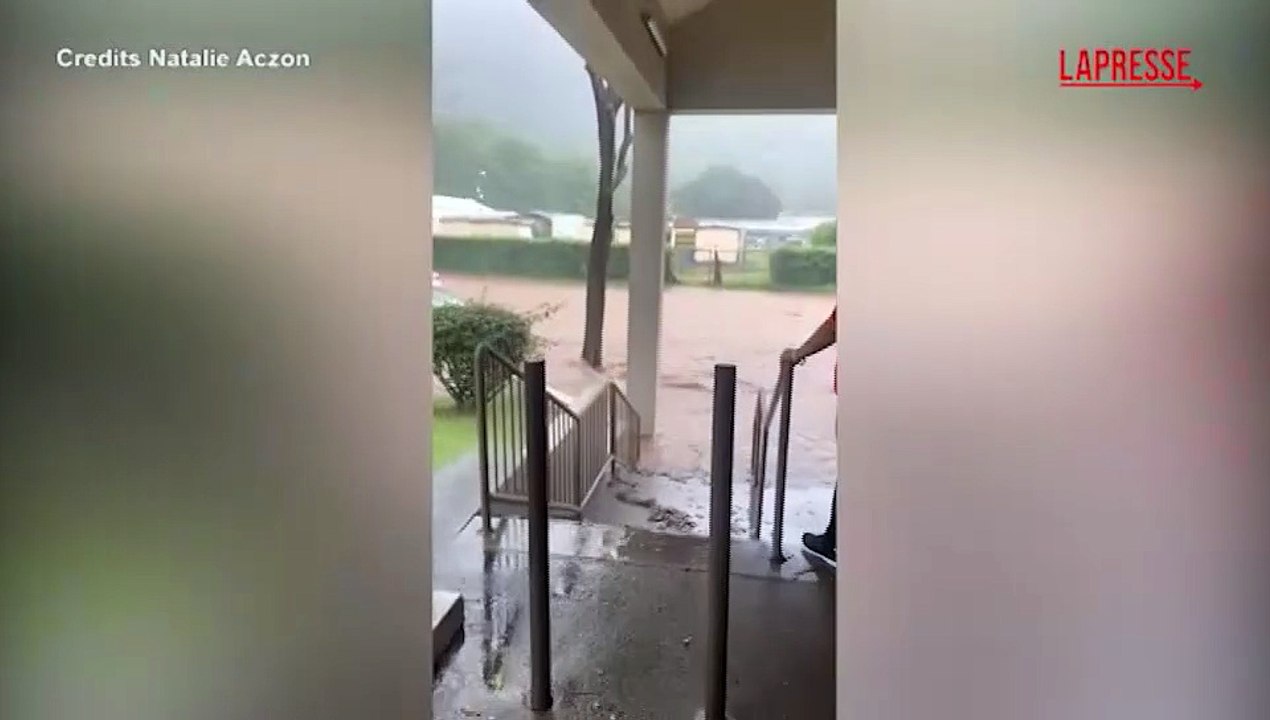 Hawaii, inondazione distrugge case e strade: danni per oltre 1 miliardo di dollari