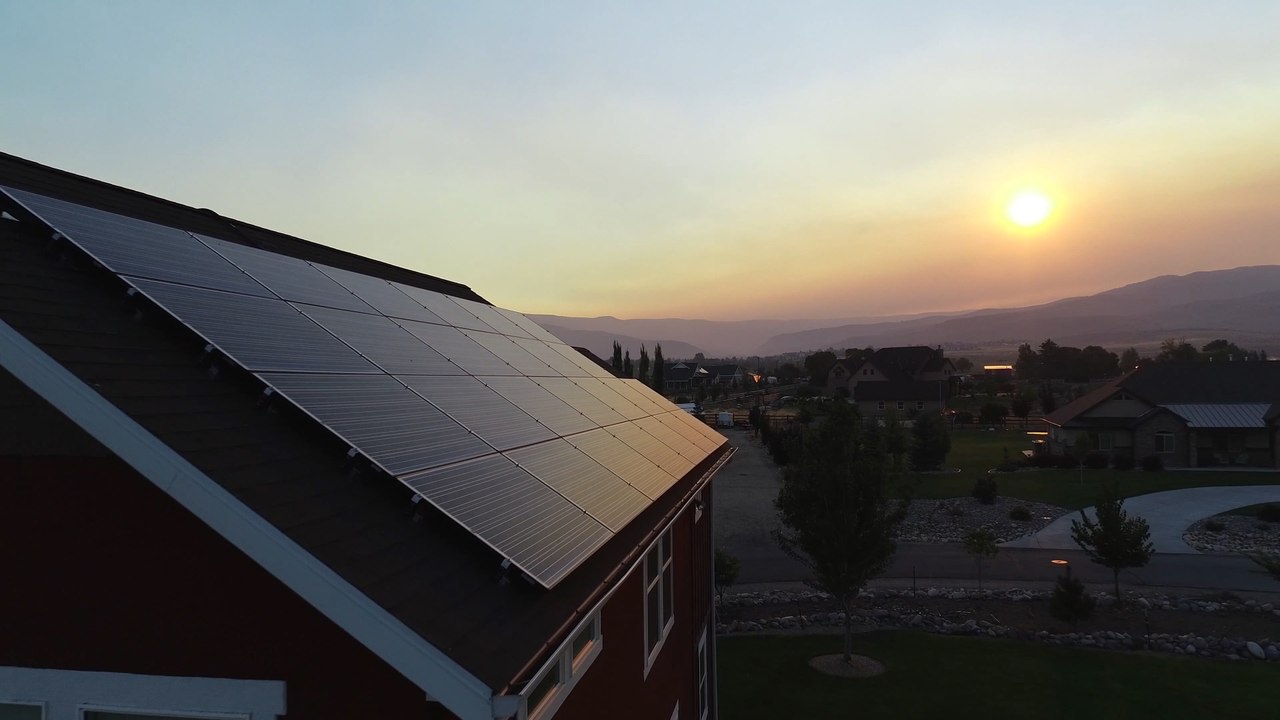 New homes in England to get solar panels and heat pumps under updated planning rules