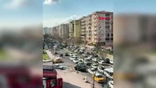 Diyarbakır'da yol çöktü; kilometrelerce araç kuyruğu oluştu