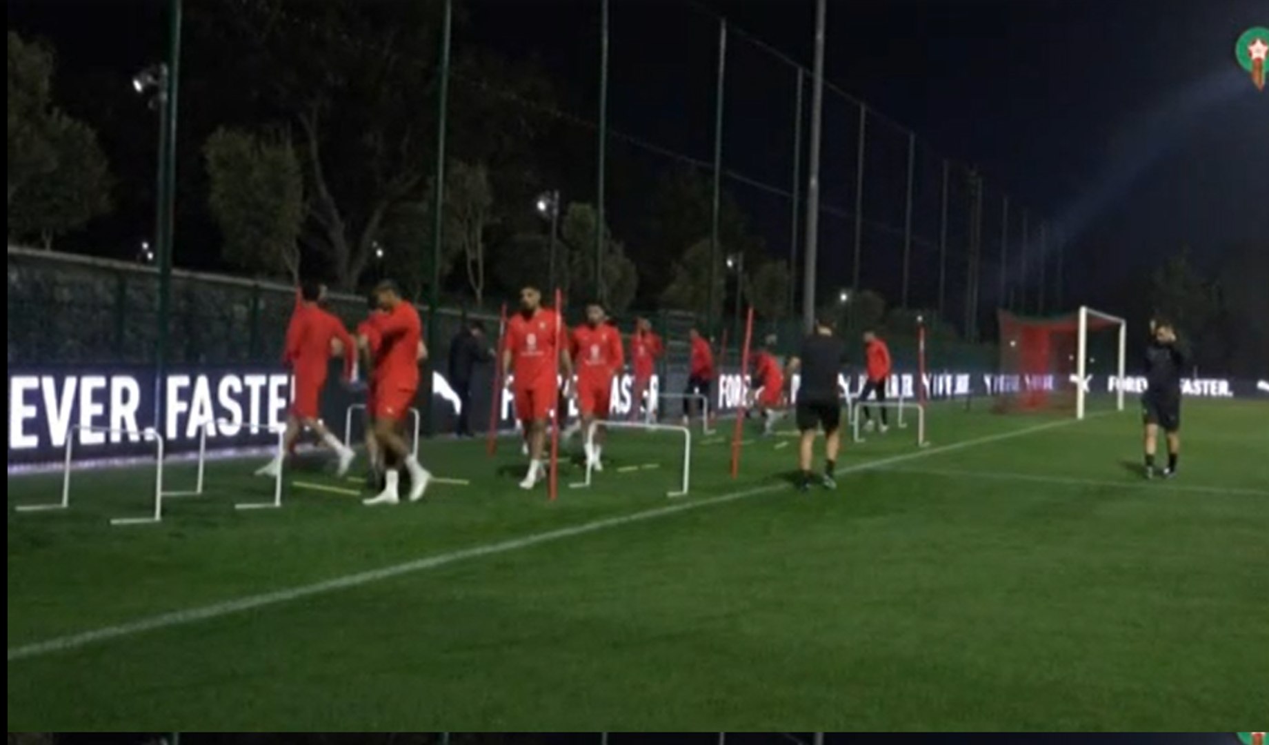 المنتخب المغربي يخوض أول حصة تدريبية مع مدربه الجديد وهبي