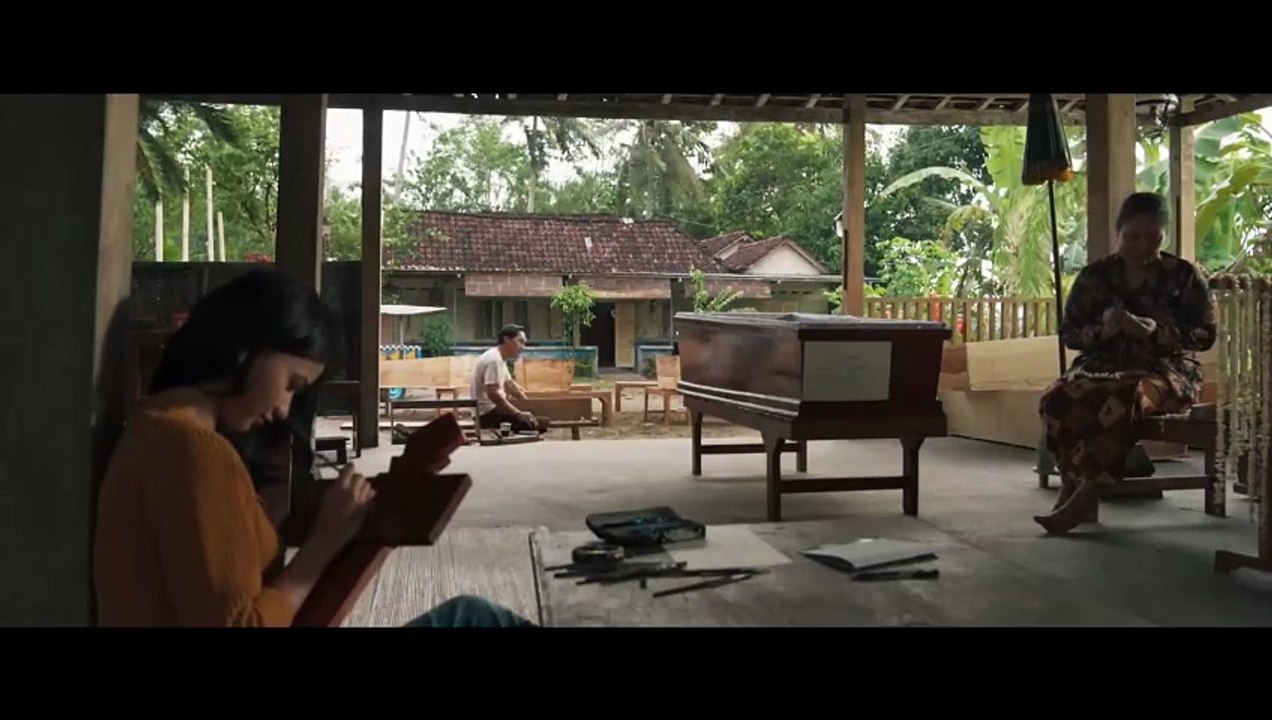 Sosok Ketiga: Lintrik (2025) Indonesian Horror Movie