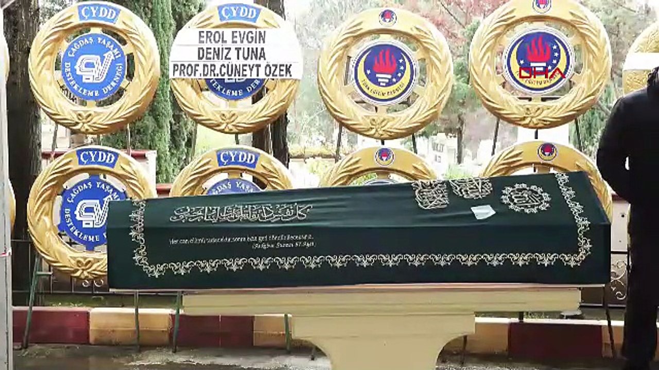 İstanbul - Yapımcı Erol Köse son yolculuğuna uğurlandı