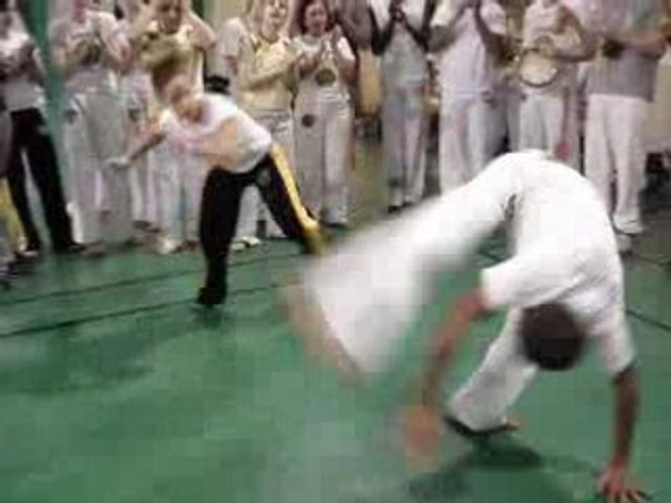 Moi Et Peteca Capoeira Senzala Saint Germain 1pt.