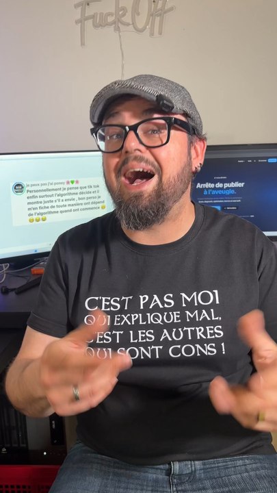 Non l’algorithme ne décide pas qui perce ! Ta visibilité ne dépend pas de l’algorithme. Pas seulement. Pour percer sur TikTok ou n’importe quel réseau social, il faut une méthode et de la stratégie.