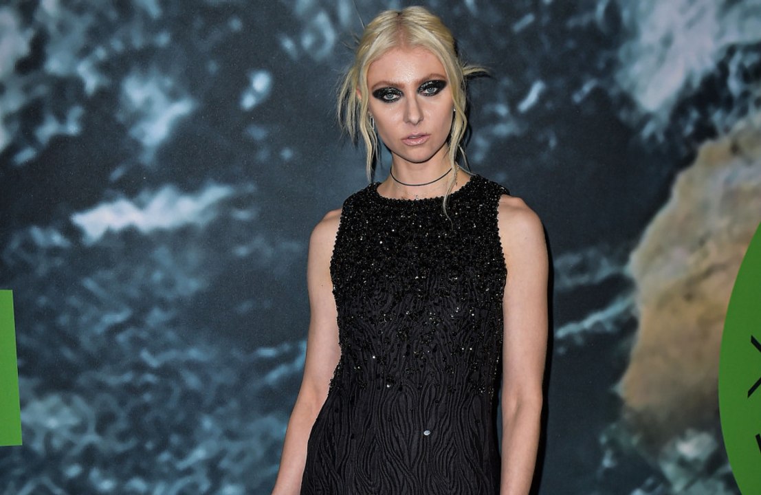 Taylor Momsen is 'addicted' to crocheting