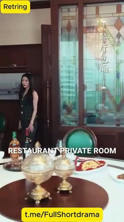 Divorced, She Shook The Science World / Betrayed By Lover Redeemed By The Billionaire