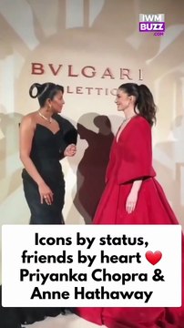 The way Priyanka Chopra bonds with Anne Hathaway truly reflects their friendship, at the red carpet of Bvlgari event