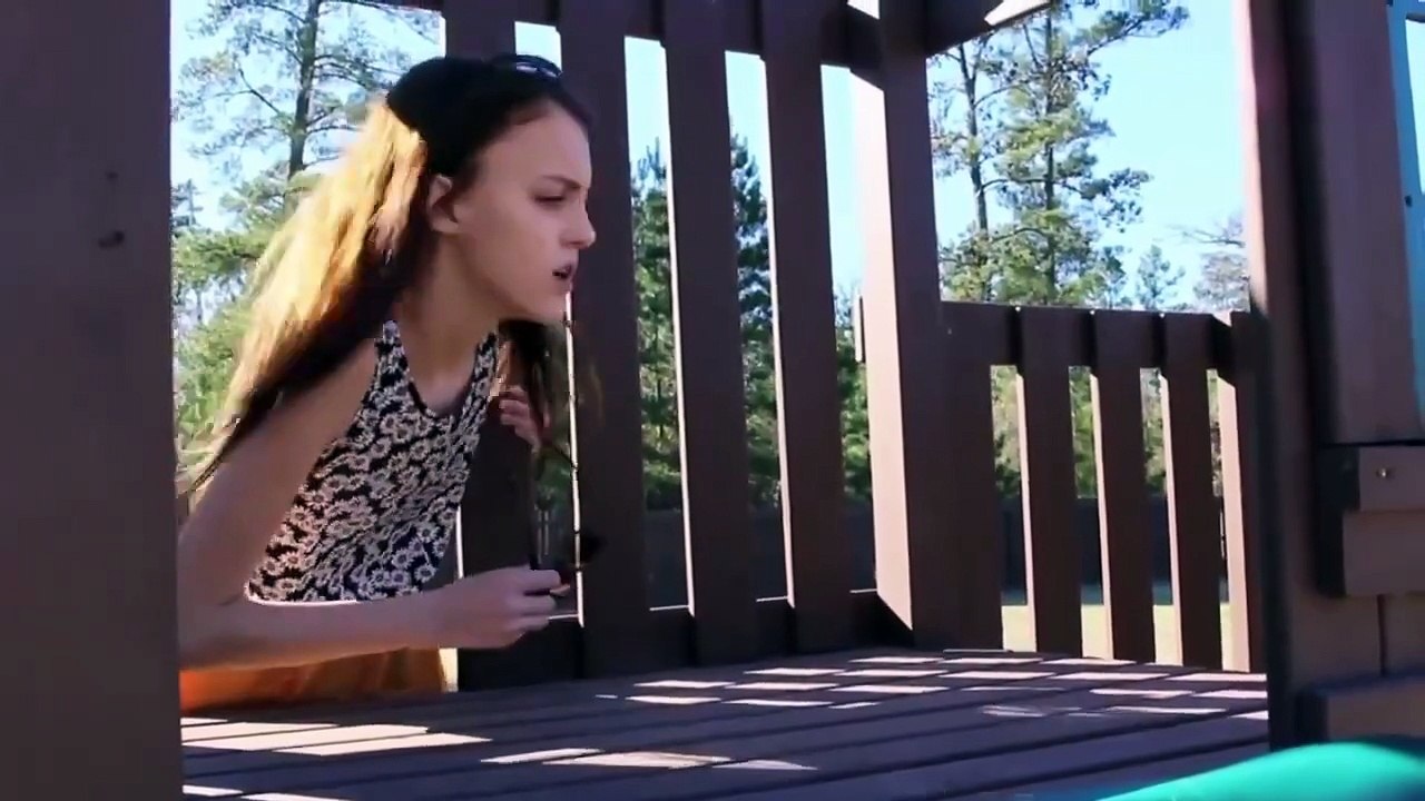 Missing Powers... Kaelyn Saves The Day! (SevenSuperGirls Reupload)