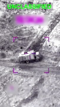 El Comando central de EEUU difunde UN video de ataques contra objetivos militares en Irán.