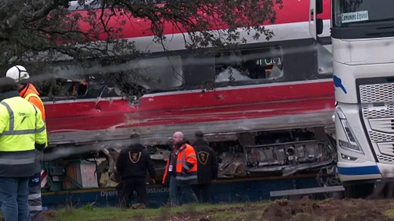 La jueza pide a Adif aclarar sustitución de carriles en Adamuz y a Guardia Civil investigarlo