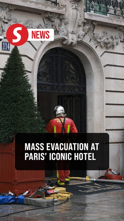 Hundreds evacuated after fire hits Paris' luxury Hotel Bristol