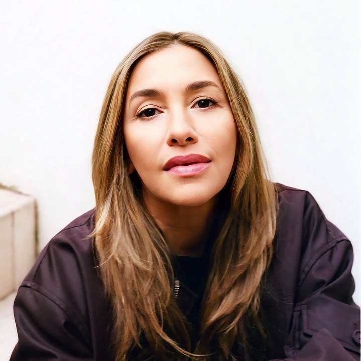 Melanie Blatt