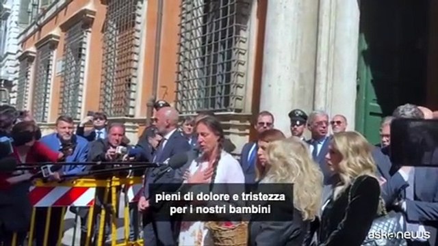 Famiglia del bosco da La Russa, la madre: sempre rispettate le leggi