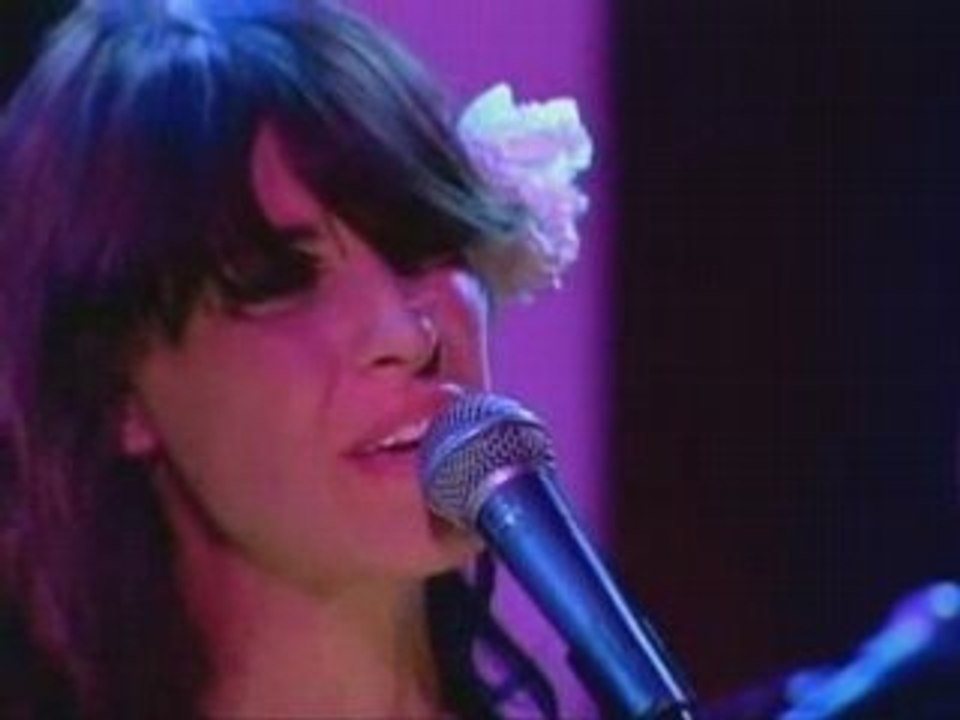 Feist One evening Live