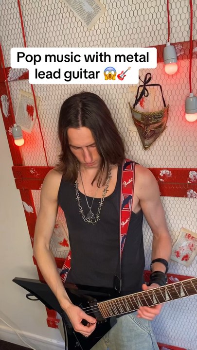 Did you guys ever thought of such a mix? #guitar