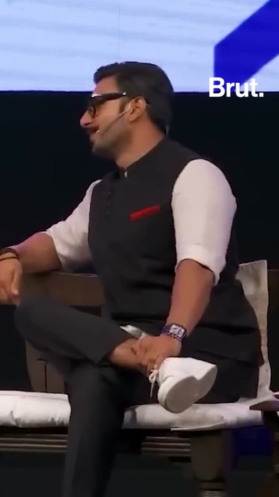 When Sadhguru Teased Ranveer Singh on Stage, Here’s What Happened Next