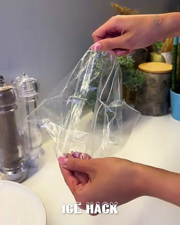 Your summer days will be cooler with this ice hack! ❄️🌞