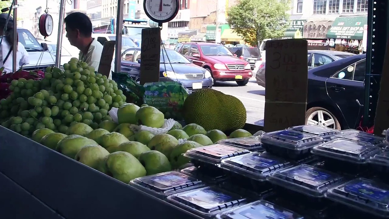 We tried jackfruit — the huge tree fruit that supposedly tastes like pulled pork