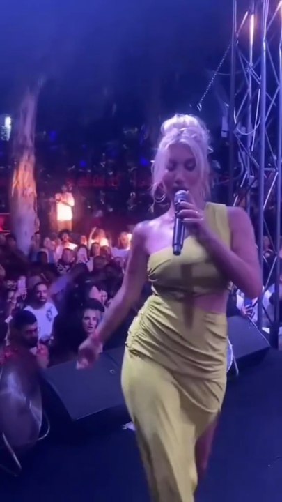 İrem Derici  Konser