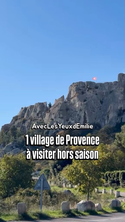 🏰 Classé parmi les plus beaux villages de France, le magnifique village des Baux-de-Provence se visite plutôt hors saison afin de profiter au mieux de la découverte. 😍
