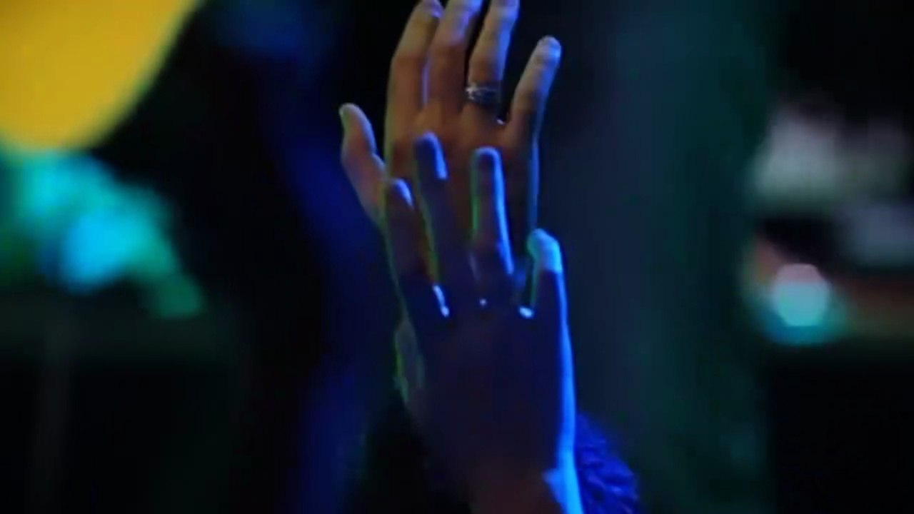 King Jesus Reigns 👑 | Hosanna Worship Moment