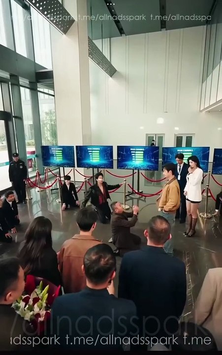 Isang Diyos Ng Digmaan Pitong Reyna