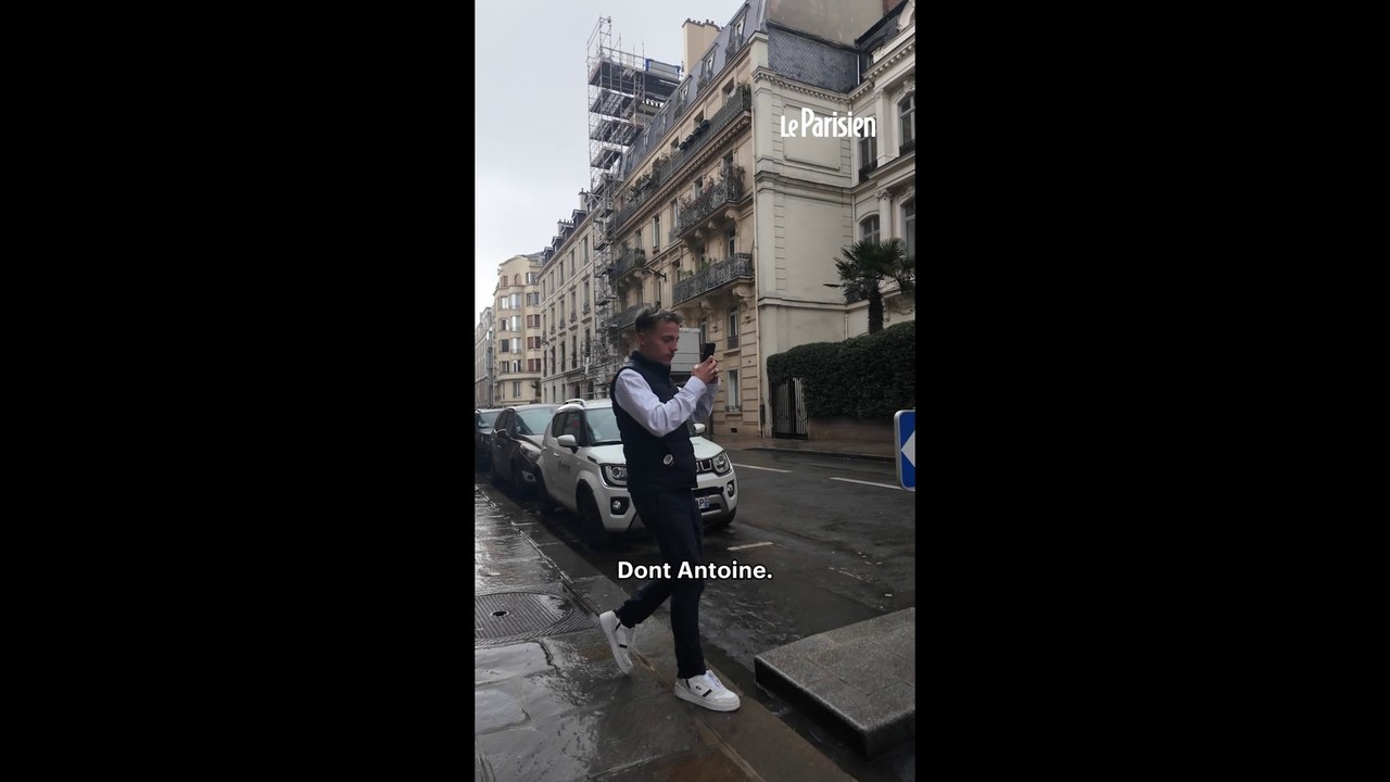 Paris : le vélib d'Emmanuel Grégoire est devenu une star
