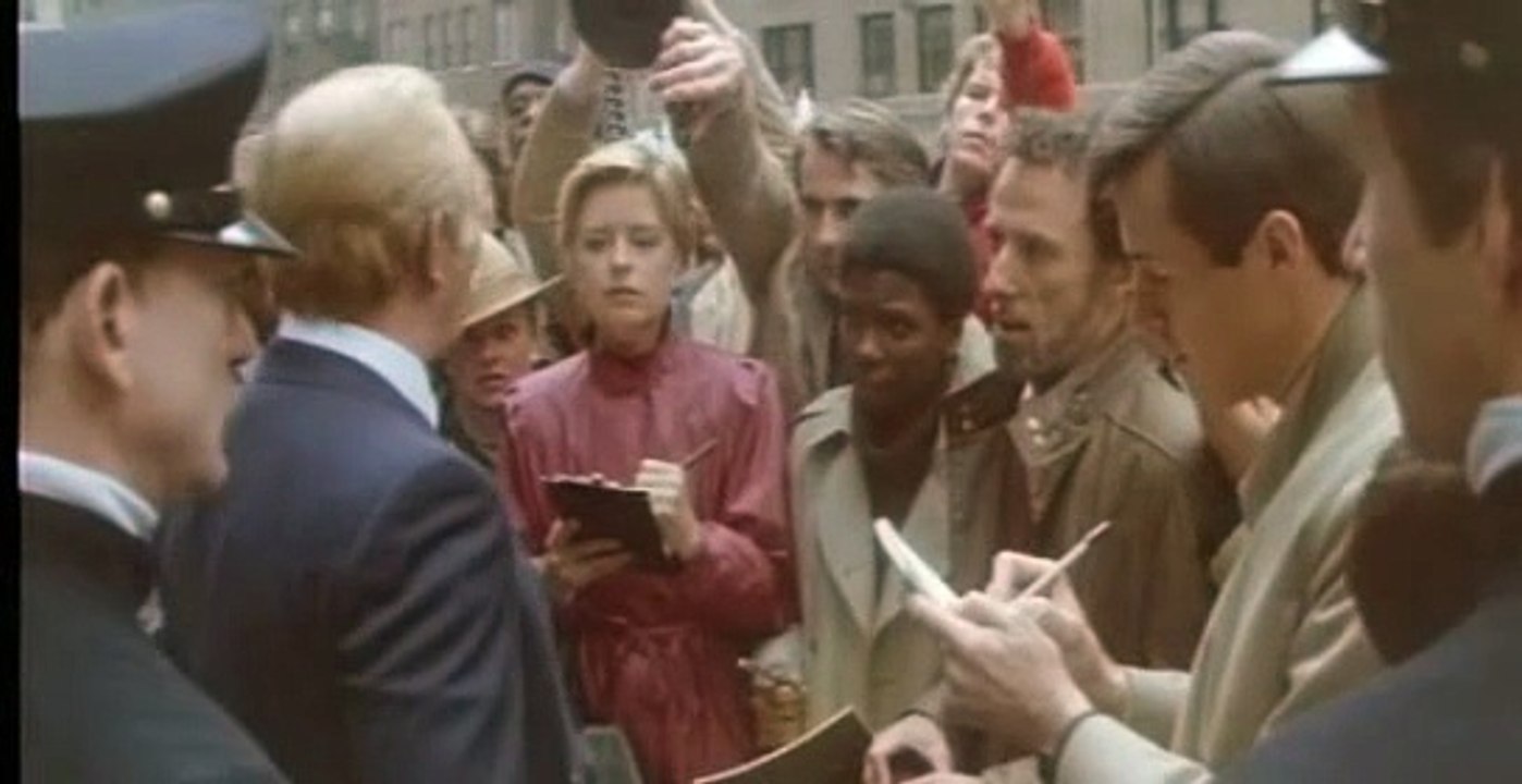 FUGA  DAL BRONX          (Enzo G. Castellari;  Fantascienza-Azione;  1983)