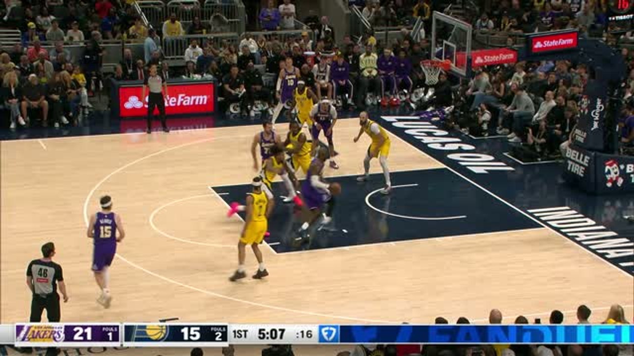 LeBron's best dunks as the Lakers bounce back with a win