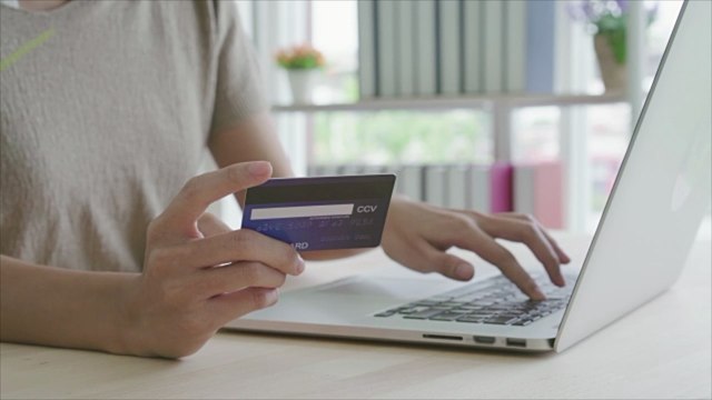 Protect Yourself from Credit Card Fraud: Practical Safety Tips