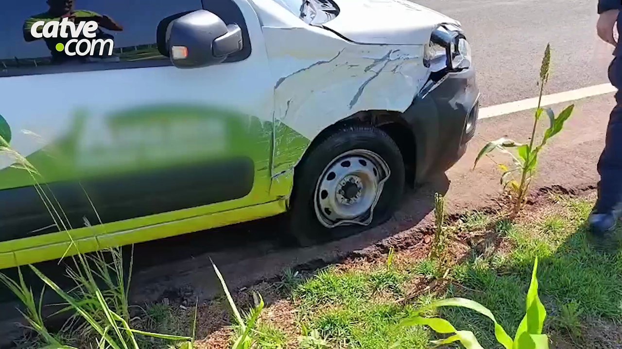 Batida arranca roda de carro e deixa mulher ferida em Toledo