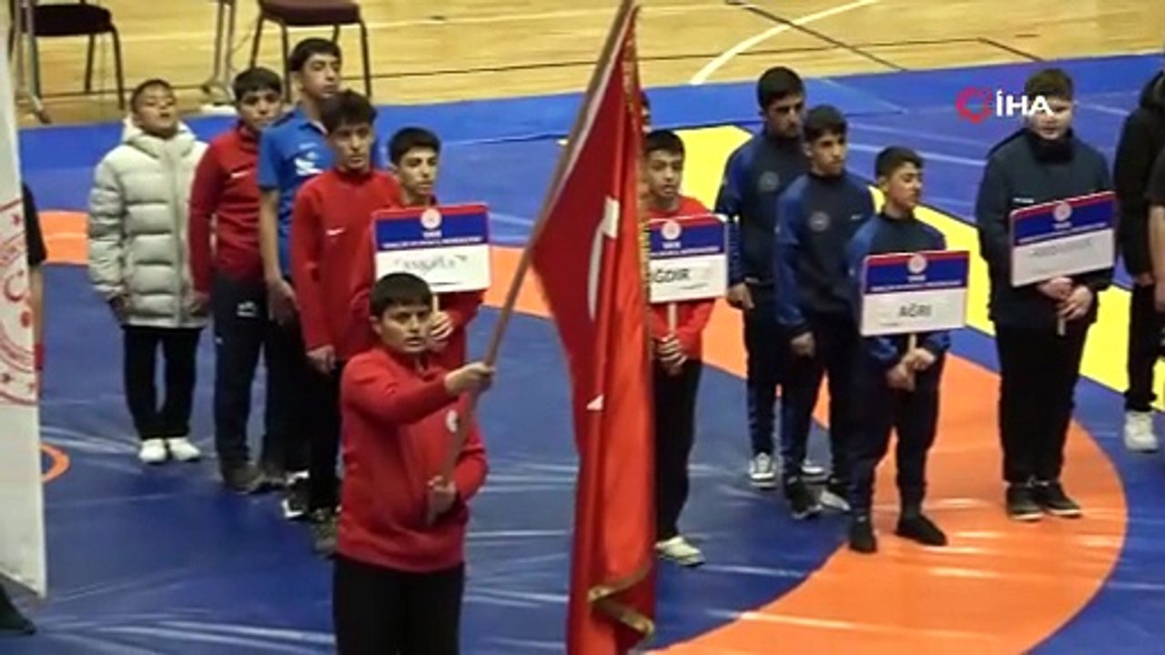 U15 Güreş Grup Müsabakaları Van’da başladı | Ajansspor | IHA