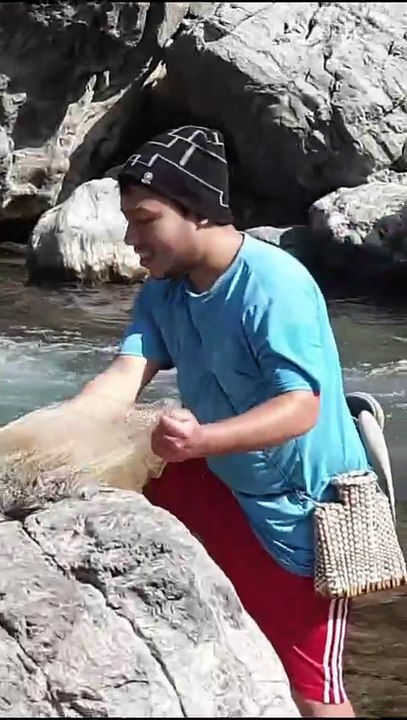 CAST NET FISHING IN NEPAL |