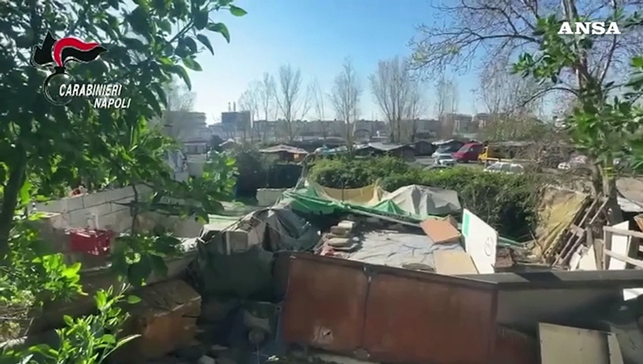 A Poggioreale blitz dei carabinieri nel campo nomadi, proteste e sequestri
