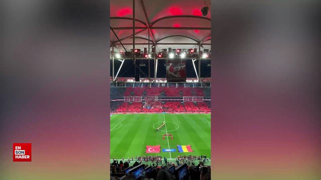 Türkiye - Romanya maçı öncesinde koreografi: Aynı ruh, aynı hava