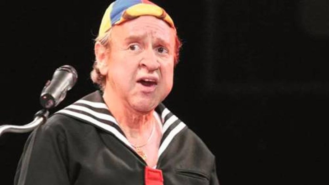 Carlos Villagrán afirma que nada de la serie "Sin querer queriendo" es real