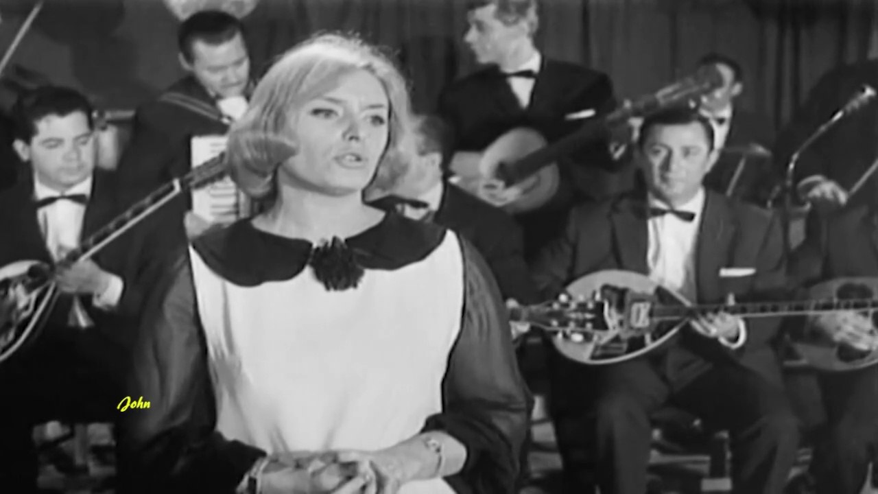 Τι να τα κάνω τα νιάτα σου - Έφη Οικονόμου (Cine Video)