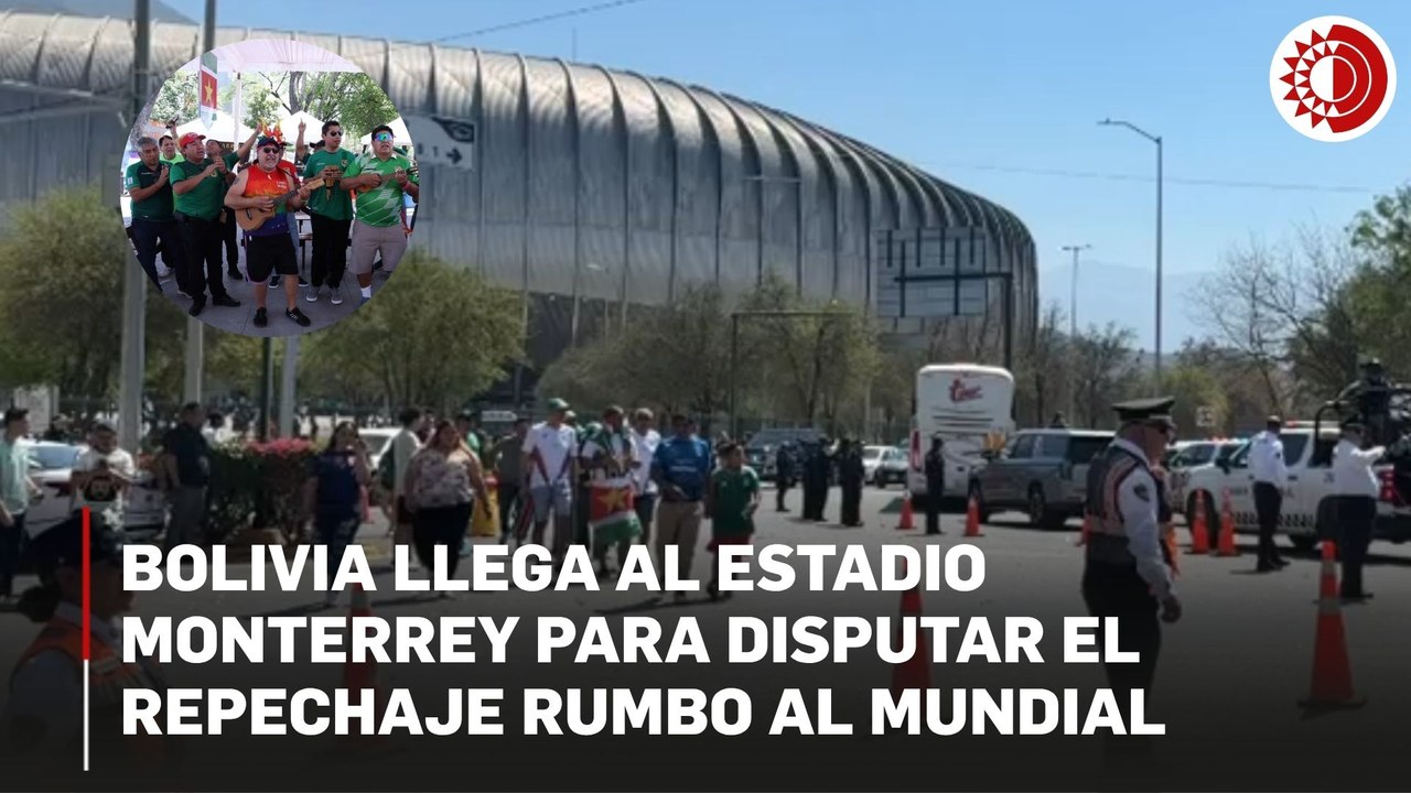 Aficionados mexicanos acuden al partido de repechaje entre Bolivia y Surinam en Monterrey