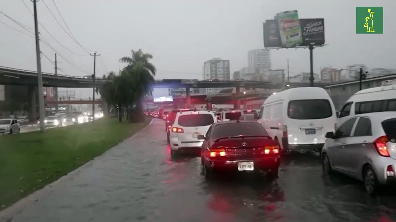Se registran intensas lluvias en el Gran Santo Domingo